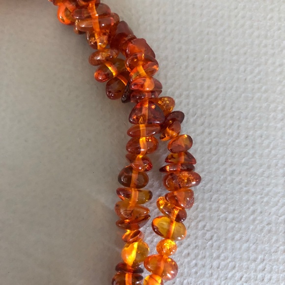 Pressed amber/resin vintage necklace double strand - Picture 3 of 3